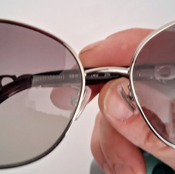 Stylish Silver Sunglasses - Picture 1 of 3